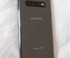 For sale: Samsung Galaxy S10+ SM-G975U