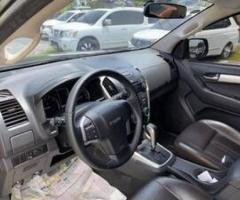 Isuzu Bighorn 2014 - Culasi
