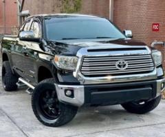 Toyota Tundra 2014 - Manila