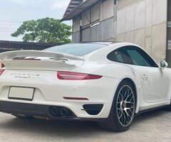 Porsche 911 2015 - Batad