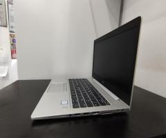 HP 830 G5 Notebook
