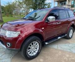 Mitsubishi Montero 2011 - Kalibo